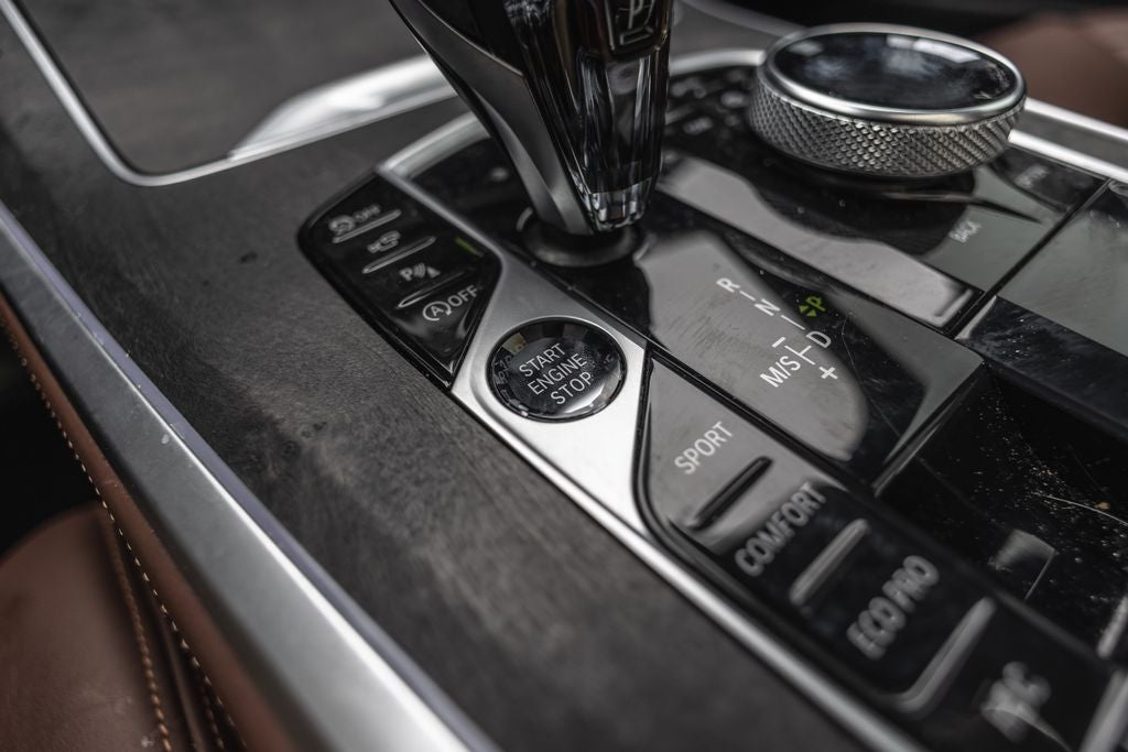 2022 BMW X5 M50i