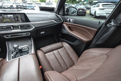 2022 BMW X5 M50i