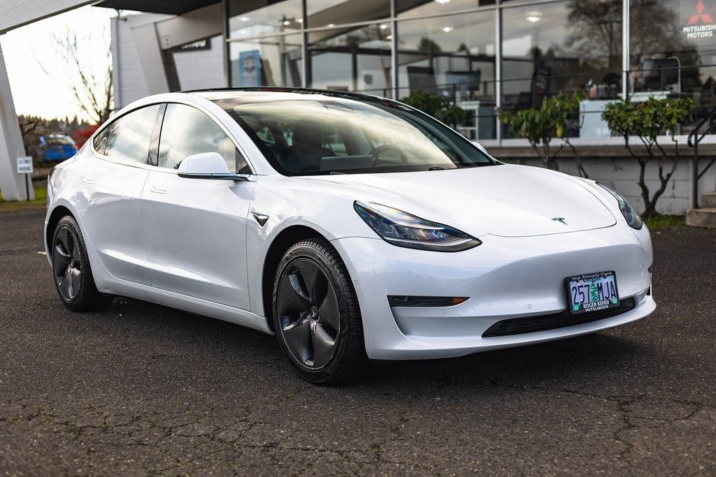 2020 Tesla Model 3 Standard Range Plus