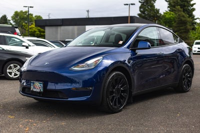 2024 Tesla Model Y Long Range
