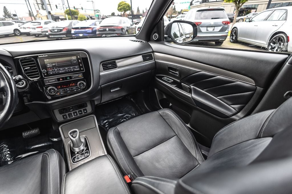 2019 Mitsubishi Outlander PHEV GT