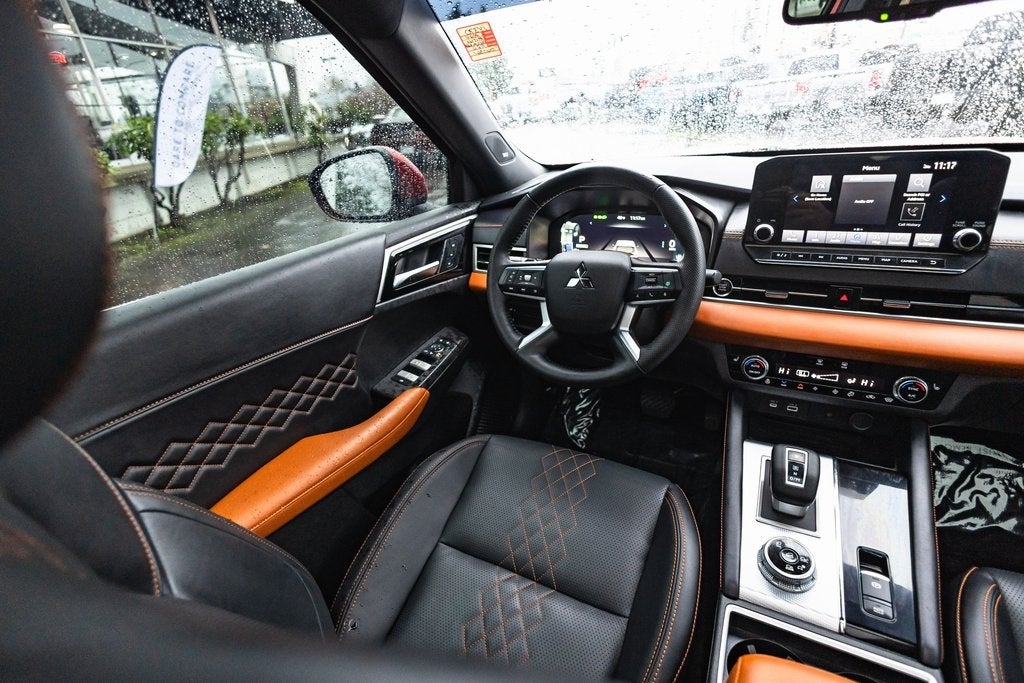 2024 Mitsubishi Outlander SEL