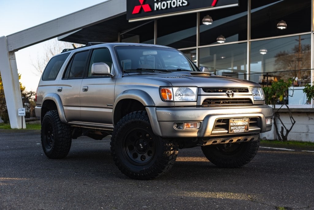 2002 Toyota 4Runner SR5