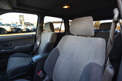 2002 Toyota 4Runner SR5