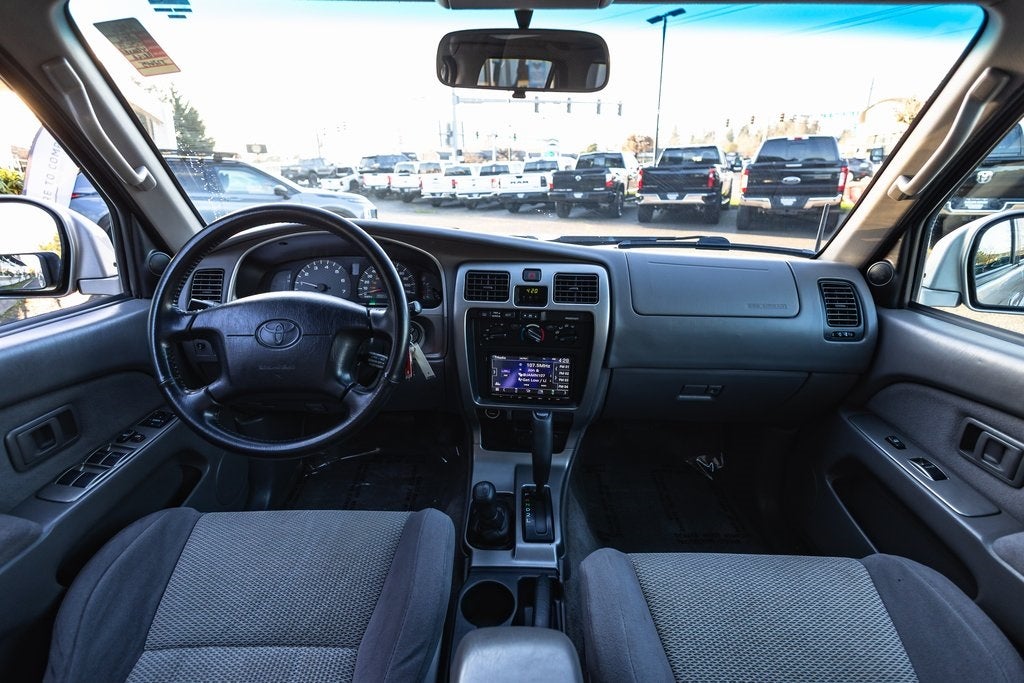 2002 Toyota 4Runner SR5