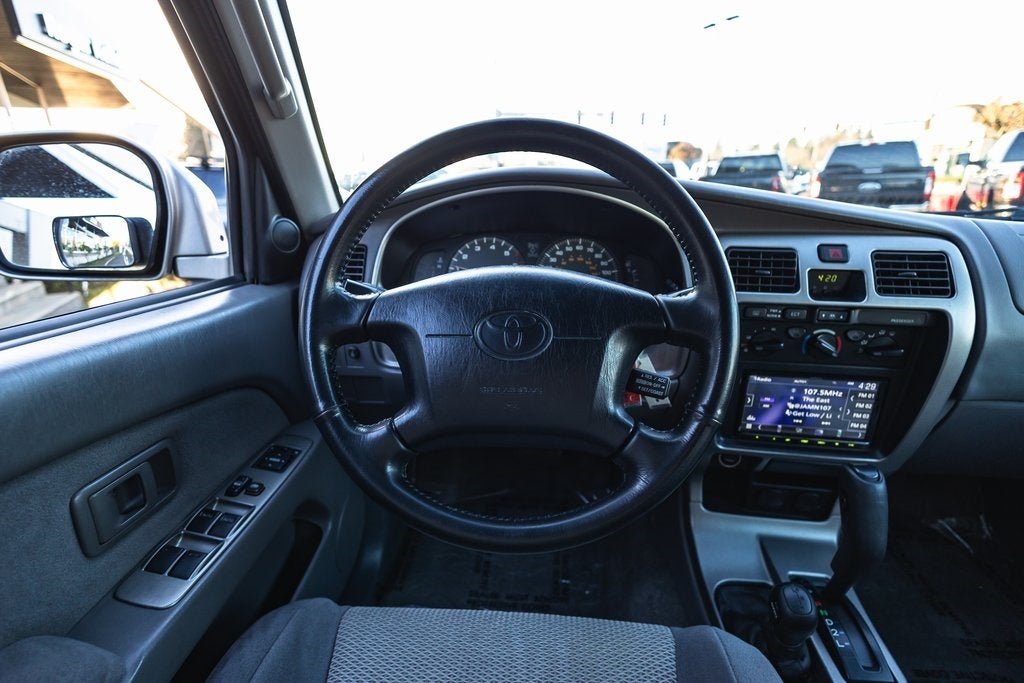 2002 Toyota 4Runner SR5