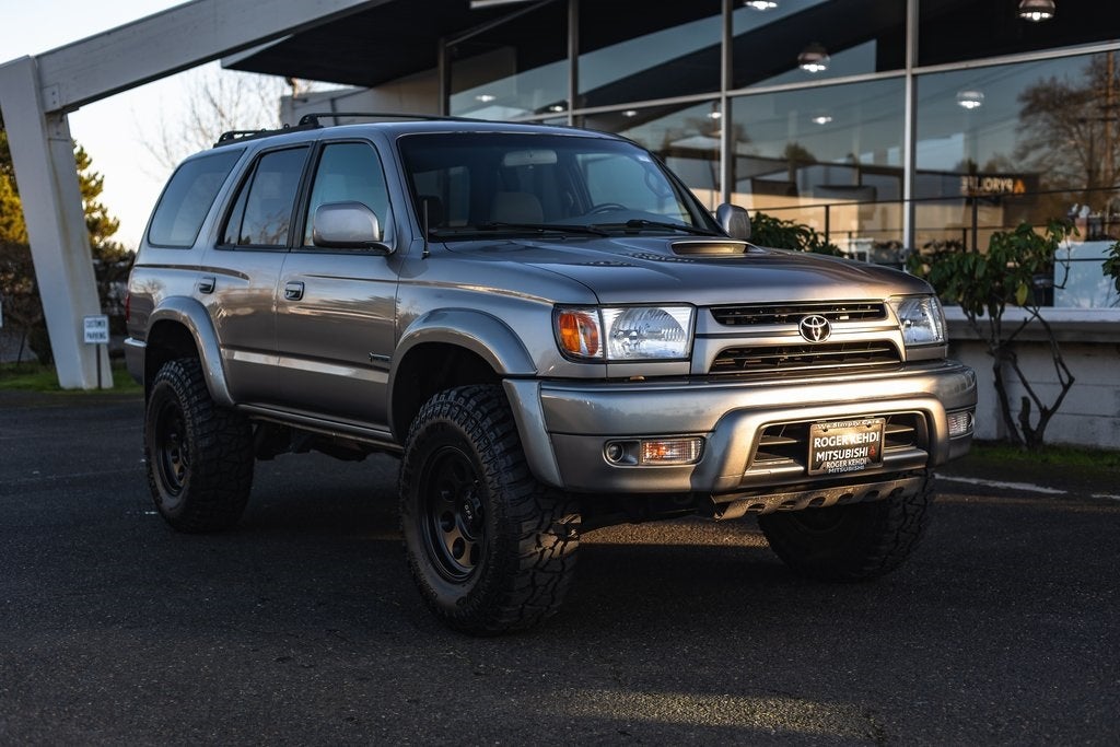 2002 Toyota 4Runner SR5