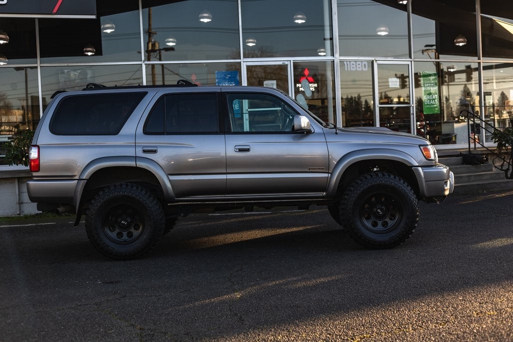 2002 Toyota 4Runner SR5