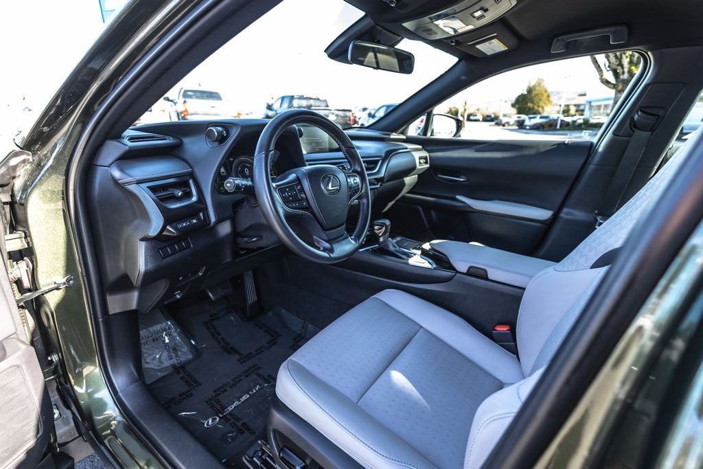 2022 Lexus UX 250h Base