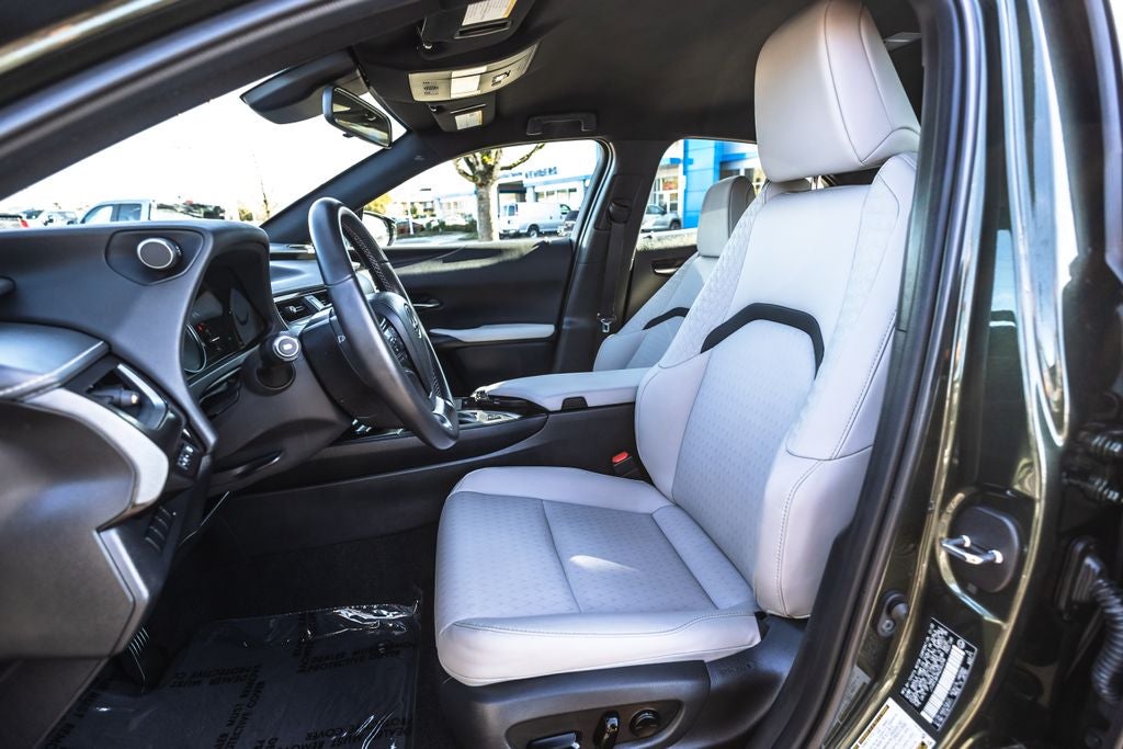 2022 Lexus UX 250h Base