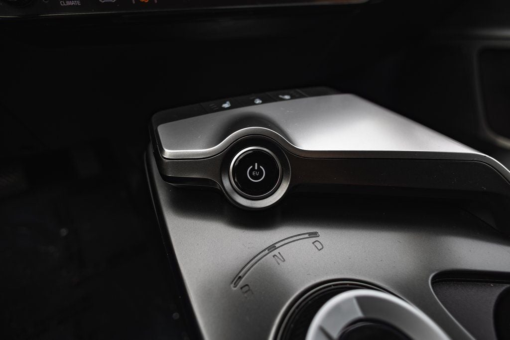 2024 Kia EV6 Light