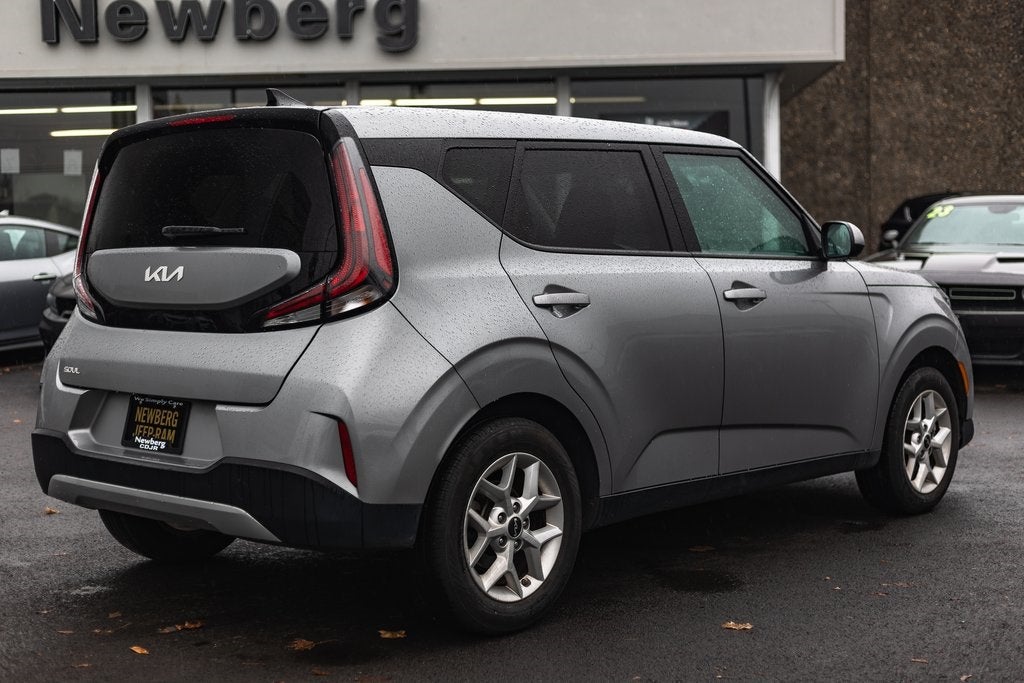 2024 Kia Soul LX
