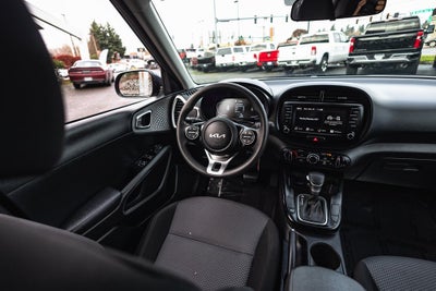 2024 Kia Soul LX