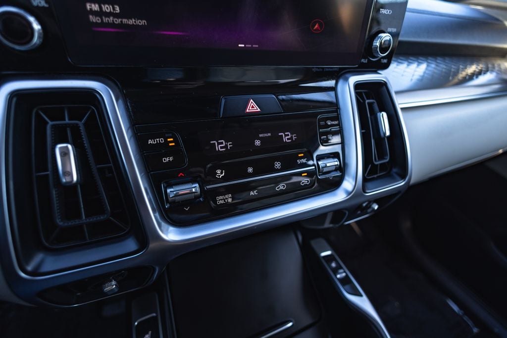 2023 Kia Sorento Hybrid EX