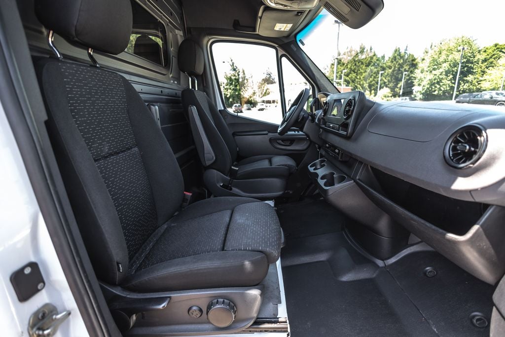 2023 Mercedes-Benz Sprinter 2500 Cargo 144 WB