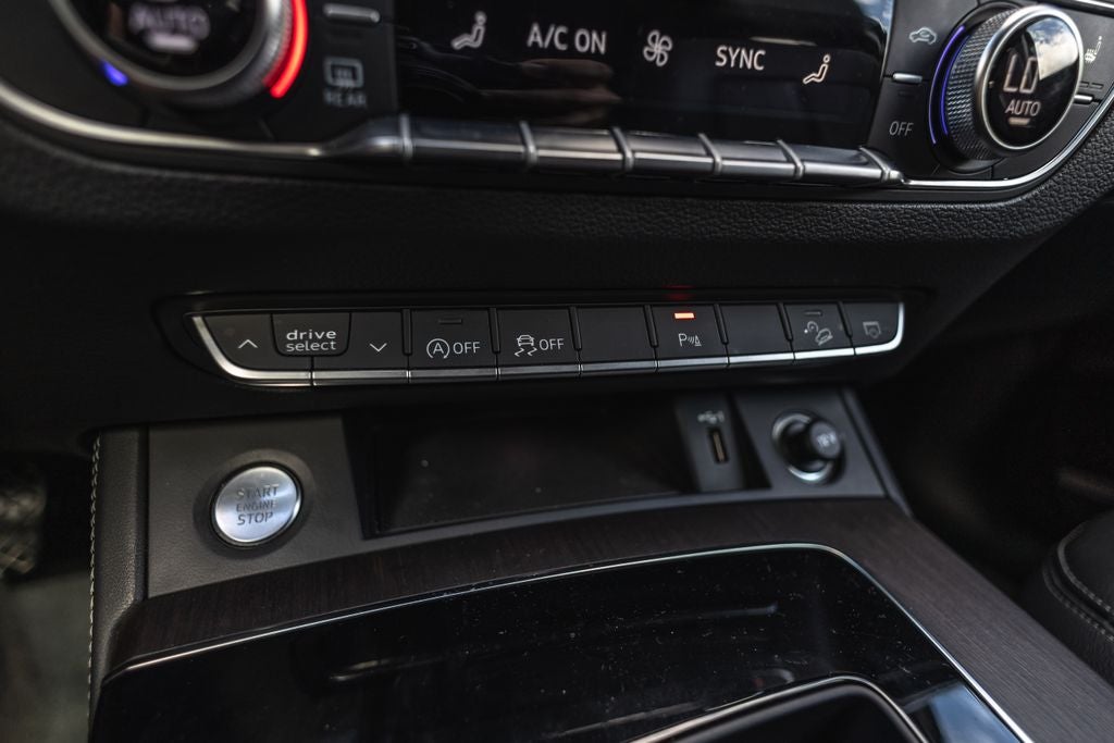 2023 Audi Q5 45 S line Premium Plus quattro