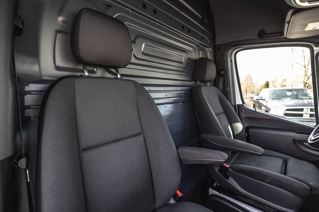 2019 Freightliner Sprinter 2500 High Roof