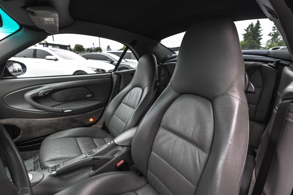2001 Porsche 911 Carrera 4