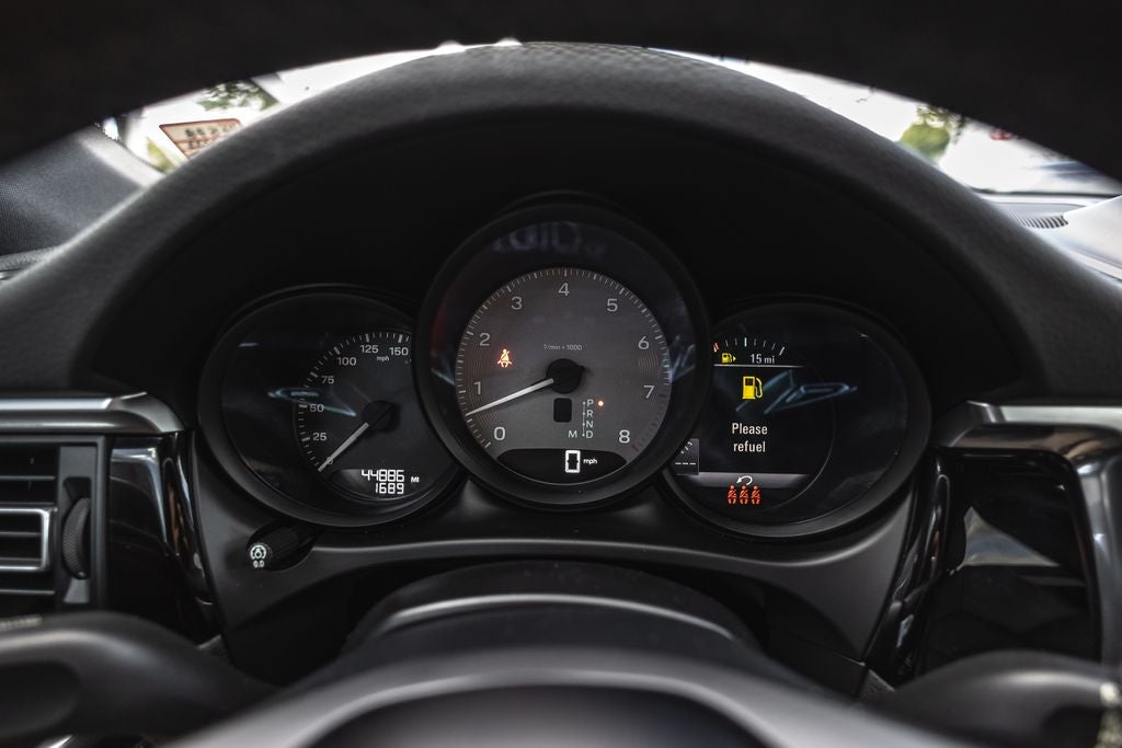 2022 Porsche Macan S