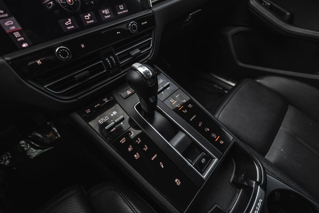 2022 Porsche Macan S