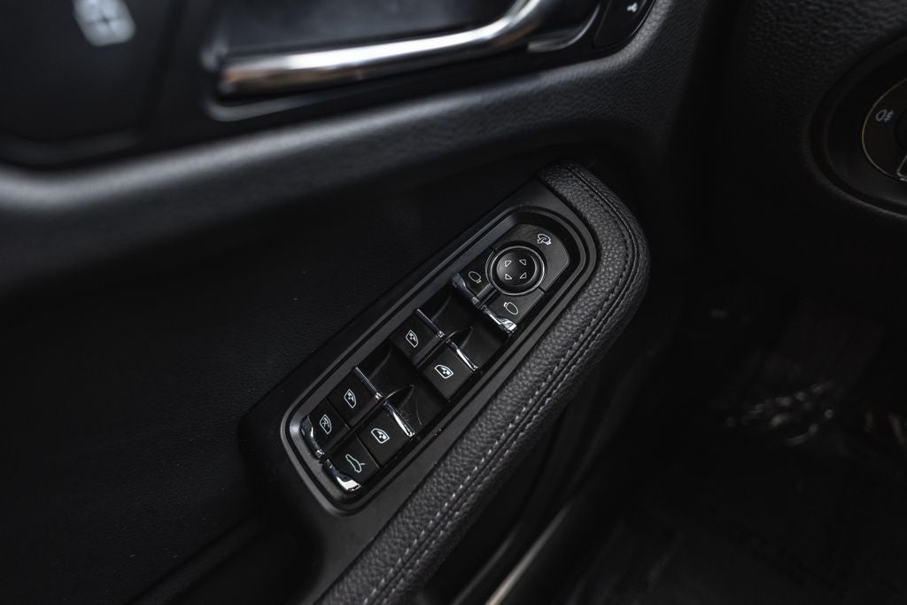 2022 Porsche Macan S