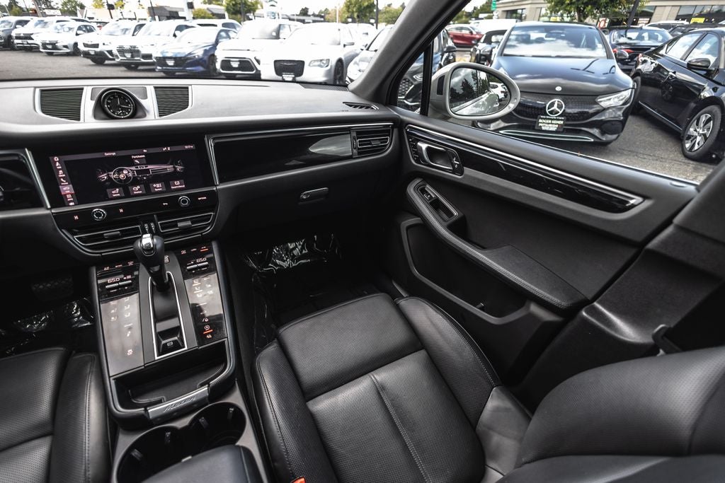 2022 Porsche Macan S
