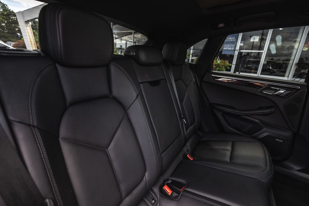 2022 Porsche Macan S