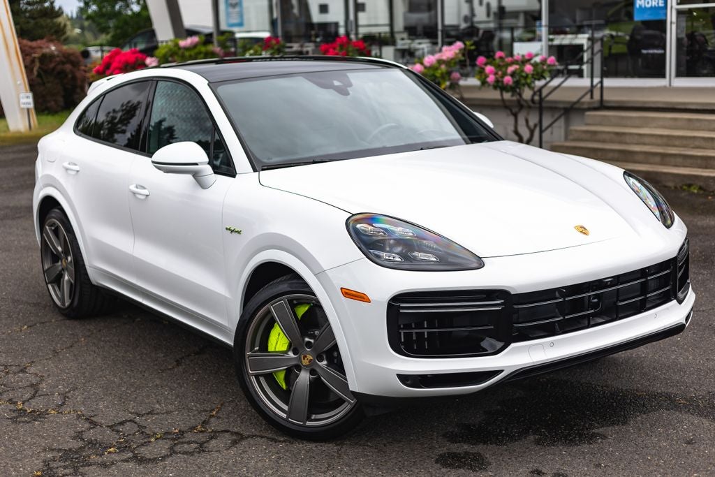 2023 Porsche Cayenne E-Hybrid Coupe Turbo S