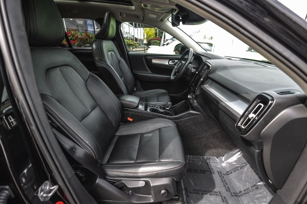 2019 Volvo XC40 Momentum