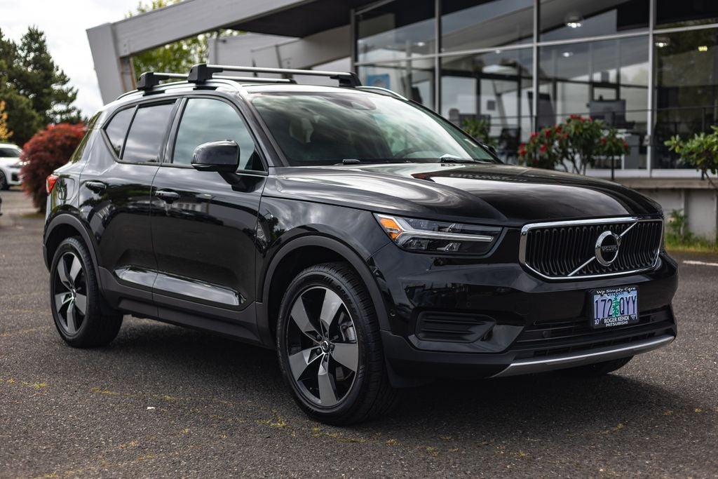 2019 Volvo XC40 Momentum
