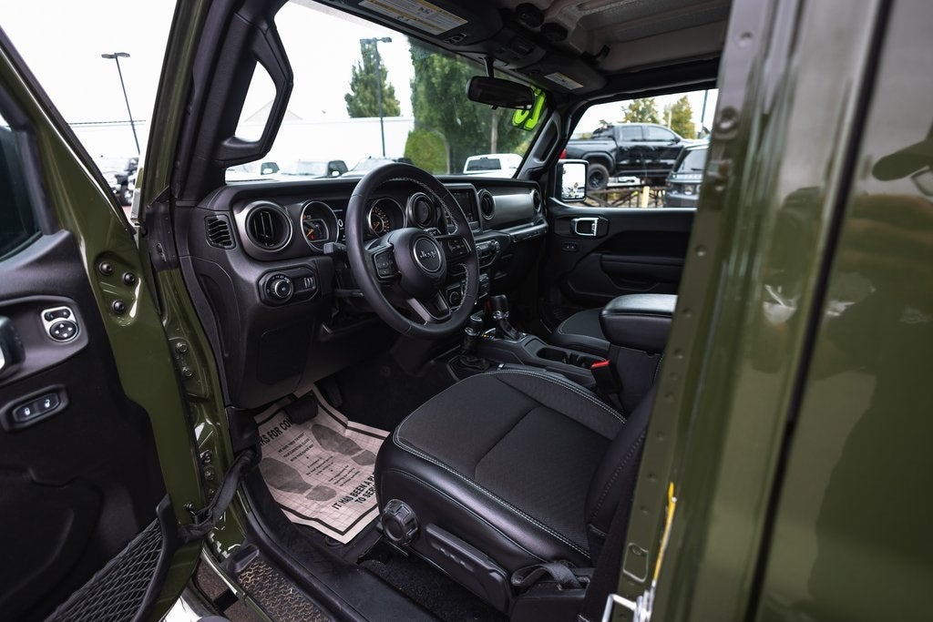 2023 Jeep Wrangler 4-Door Freedom 4x4