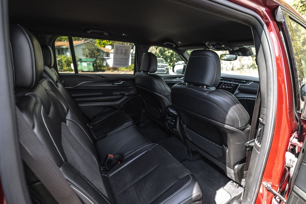 2024 Jeep Grand Cherokee L Altitude 4x4