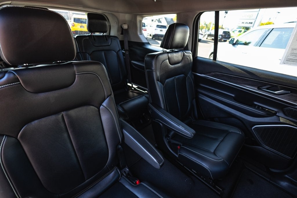 2022 Jeep Grand Cherokee L Limited 4x4