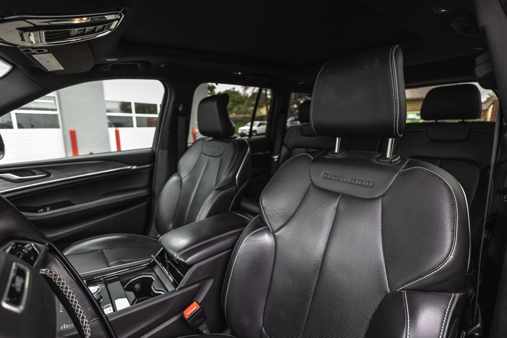 2022 Jeep Grand Cherokee 4xe Overland 4x4