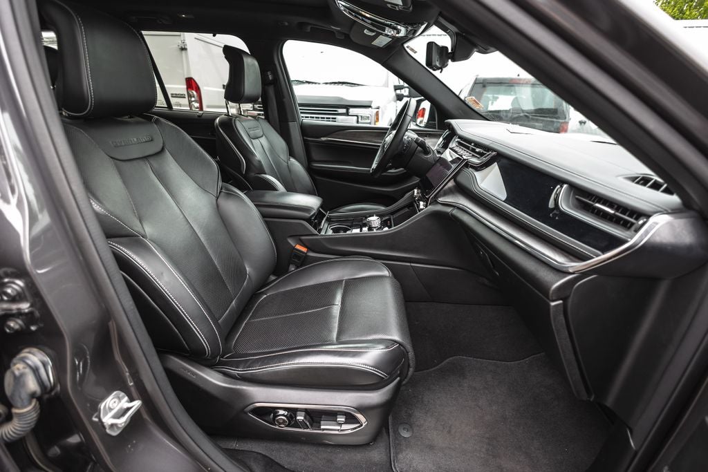 2022 Jeep Grand Cherokee 4xe Overland 4x4