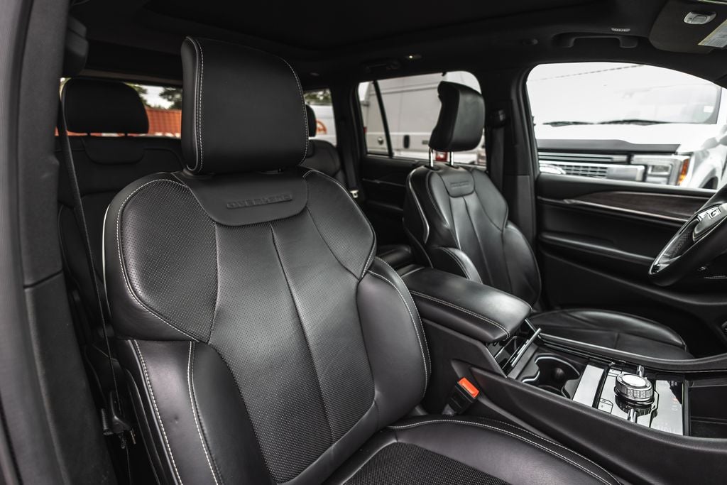 2022 Jeep Grand Cherokee 4xe Overland 4x4