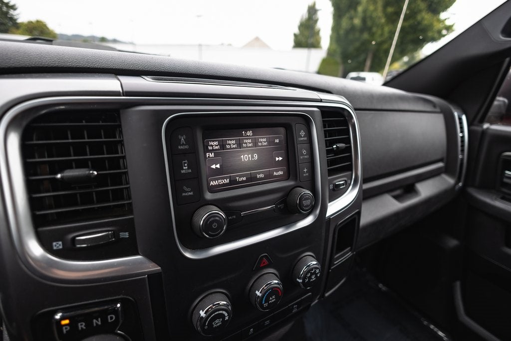 2024 RAM 1500 Classic Warlock Crew Cab 4x4 5'7' Box