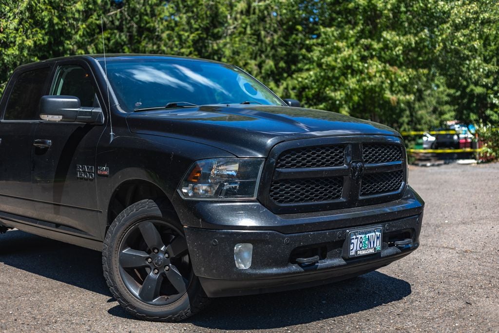 2018 RAM 1500 Big Horn Crew Cab 4x4 5'7' Box