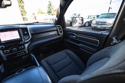 2022 RAM 1500 Big Horn Quad Cab 4x4 6'4' Box