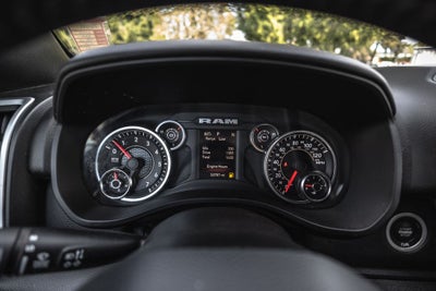 2022 RAM 1500 Big Horn Crew Cab 4x4 5'7' Box