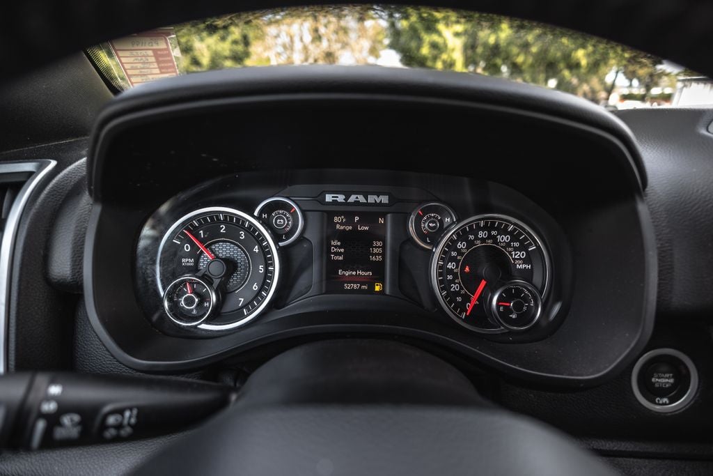 2022 RAM 1500 Big Horn Crew Cab 4x4 5'7' Box