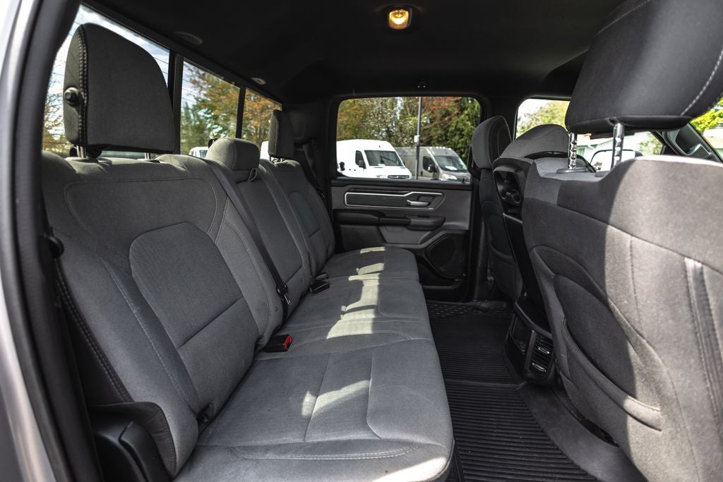 2022 RAM 1500 Big Horn Crew Cab 4x4 5'7' Box