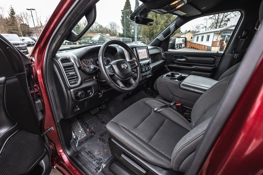 2025 RAM 1500 Tradesman Crew Cab 4x4 5'7' Box