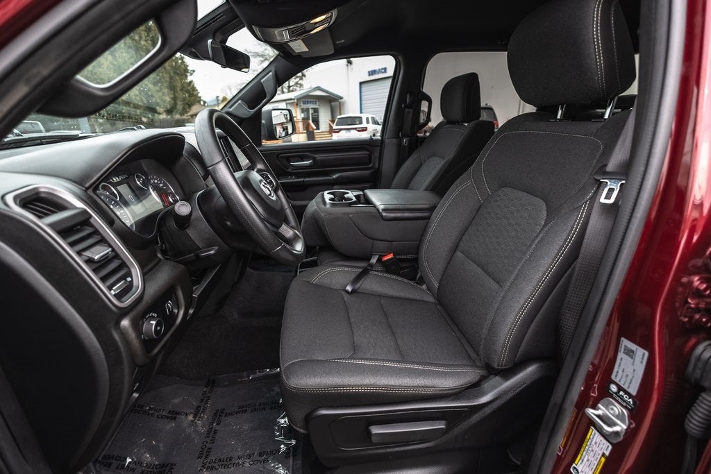 2025 RAM 1500 Tradesman Crew Cab 4x4 5'7' Box