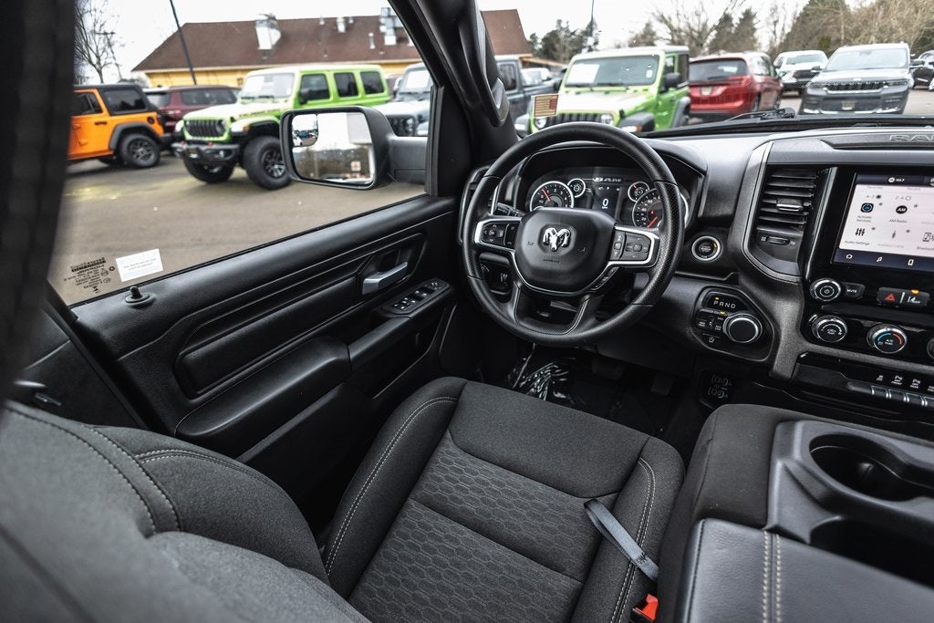 2025 RAM 1500 Tradesman Crew Cab 4x4 5'7' Box