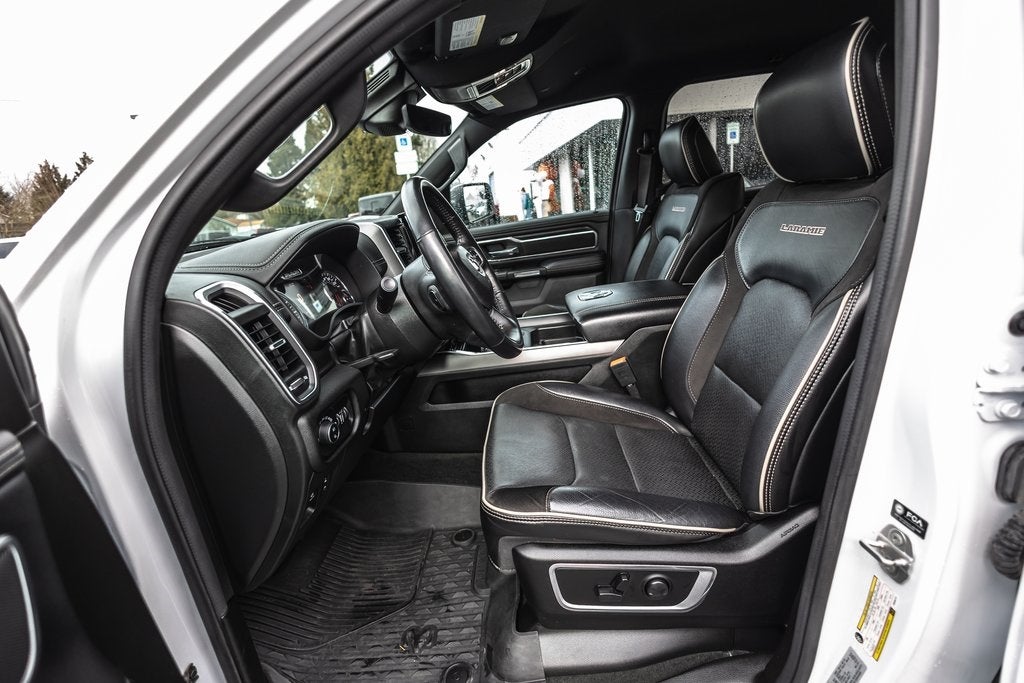 2023 RAM 1500 Laramie Crew Cab 4x4 5'7' Box