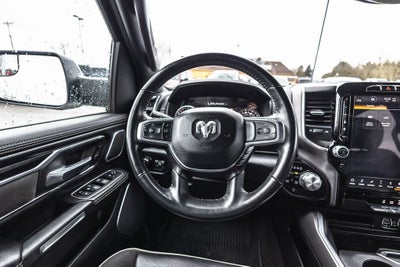 2023 RAM 1500 Laramie Crew Cab 4x4 5'7' Box