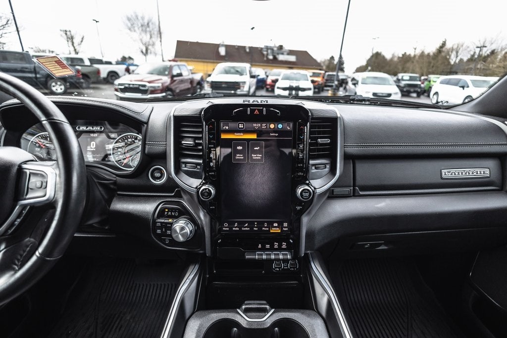 2023 RAM 1500 Laramie Crew Cab 4x4 5'7' Box