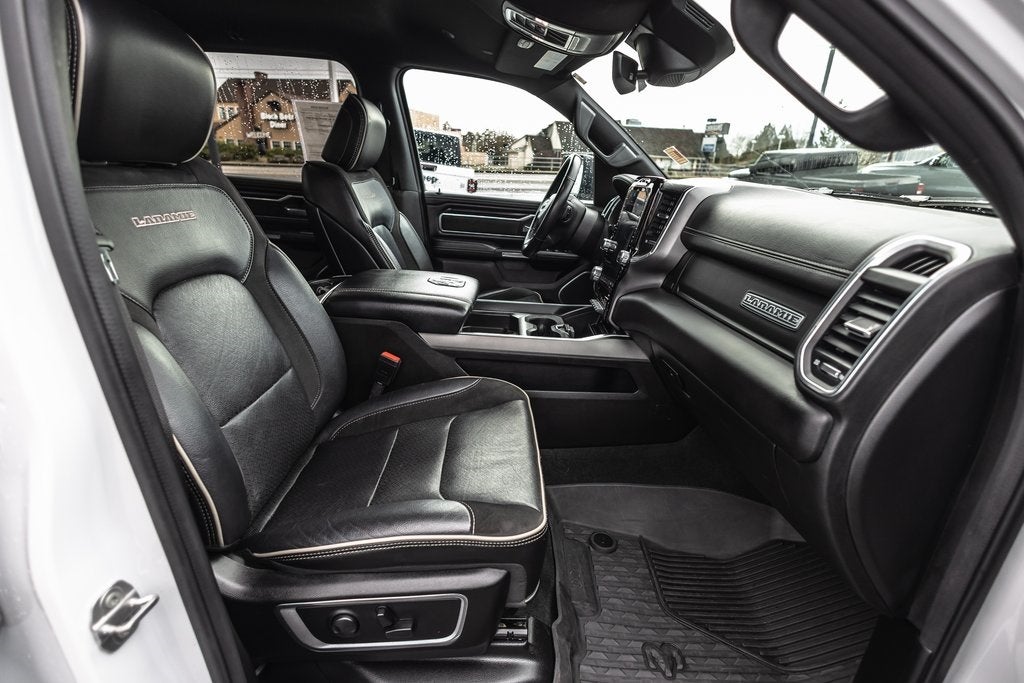 2023 RAM 1500 Laramie Crew Cab 4x4 5'7' Box