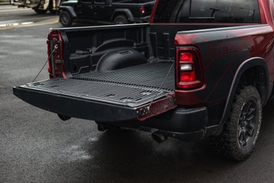 2025 RAM 1500 Rebel Crew Cab 4x4 5'7' Box